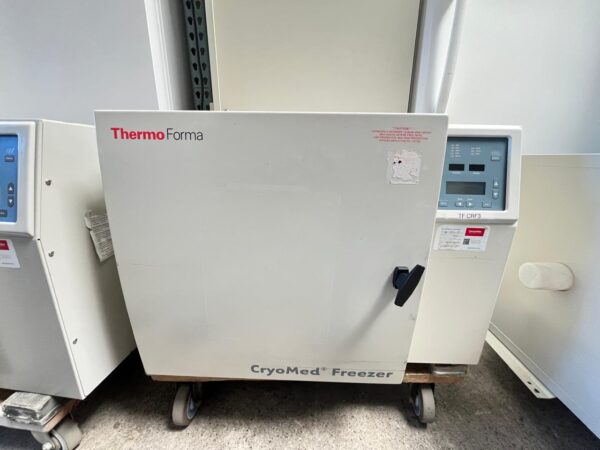 Thermo Scientific CryoMed 7450 Controlled Rate Freezer