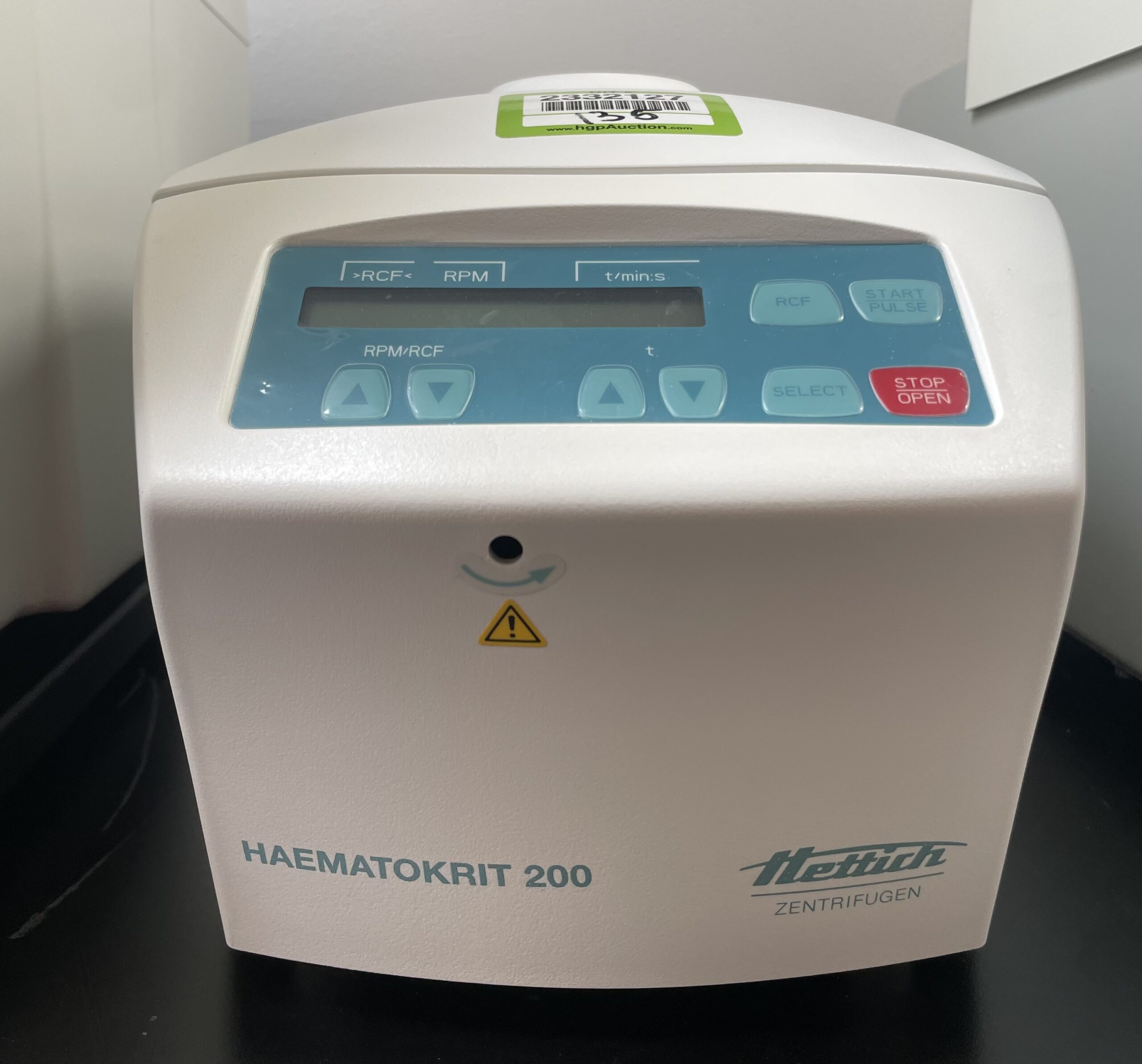 Hettich Haematokrit 200 Tabletop Centrifuge