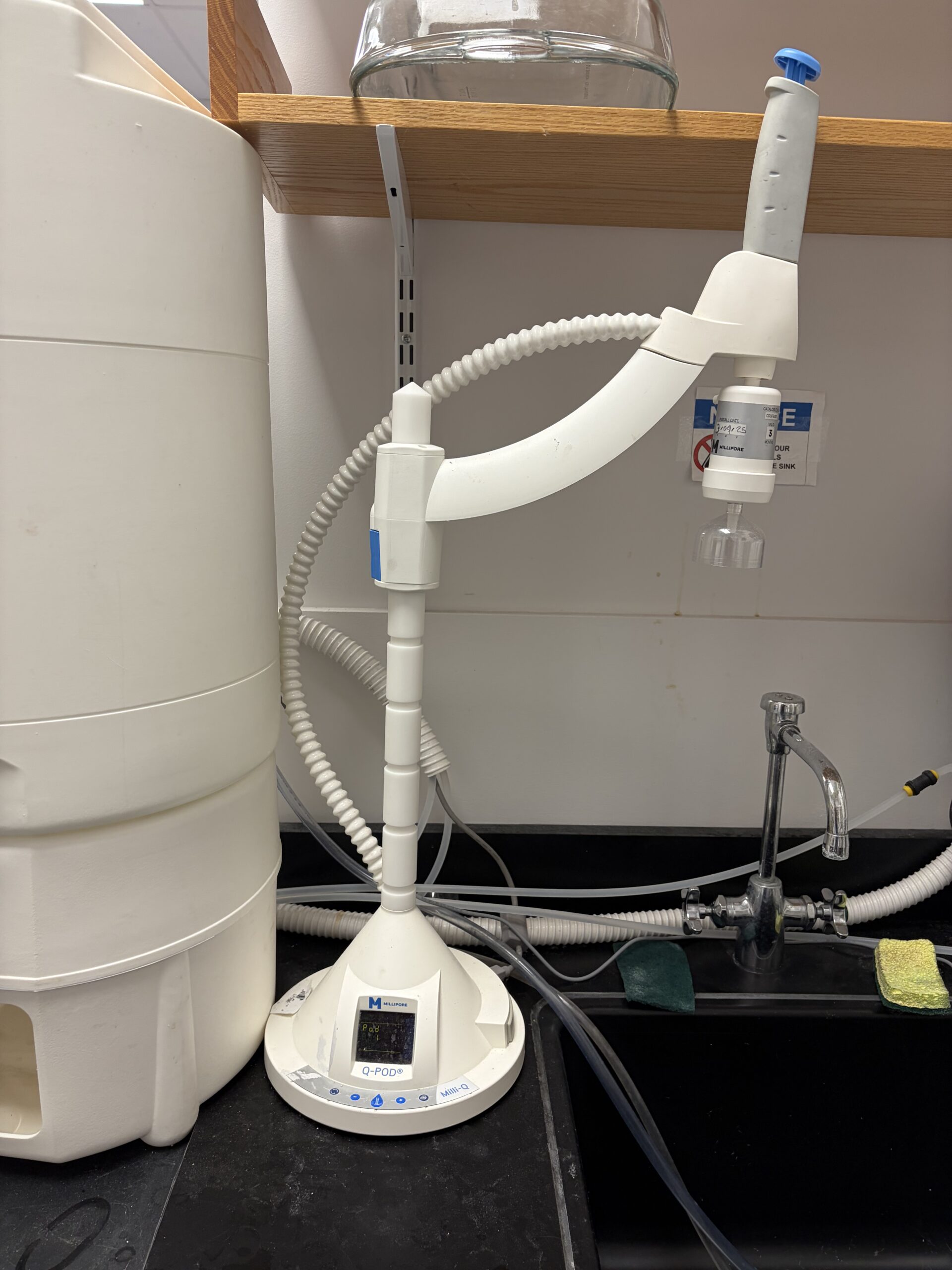 Millipore Q-Pod, Milli-Q Water Dispenser