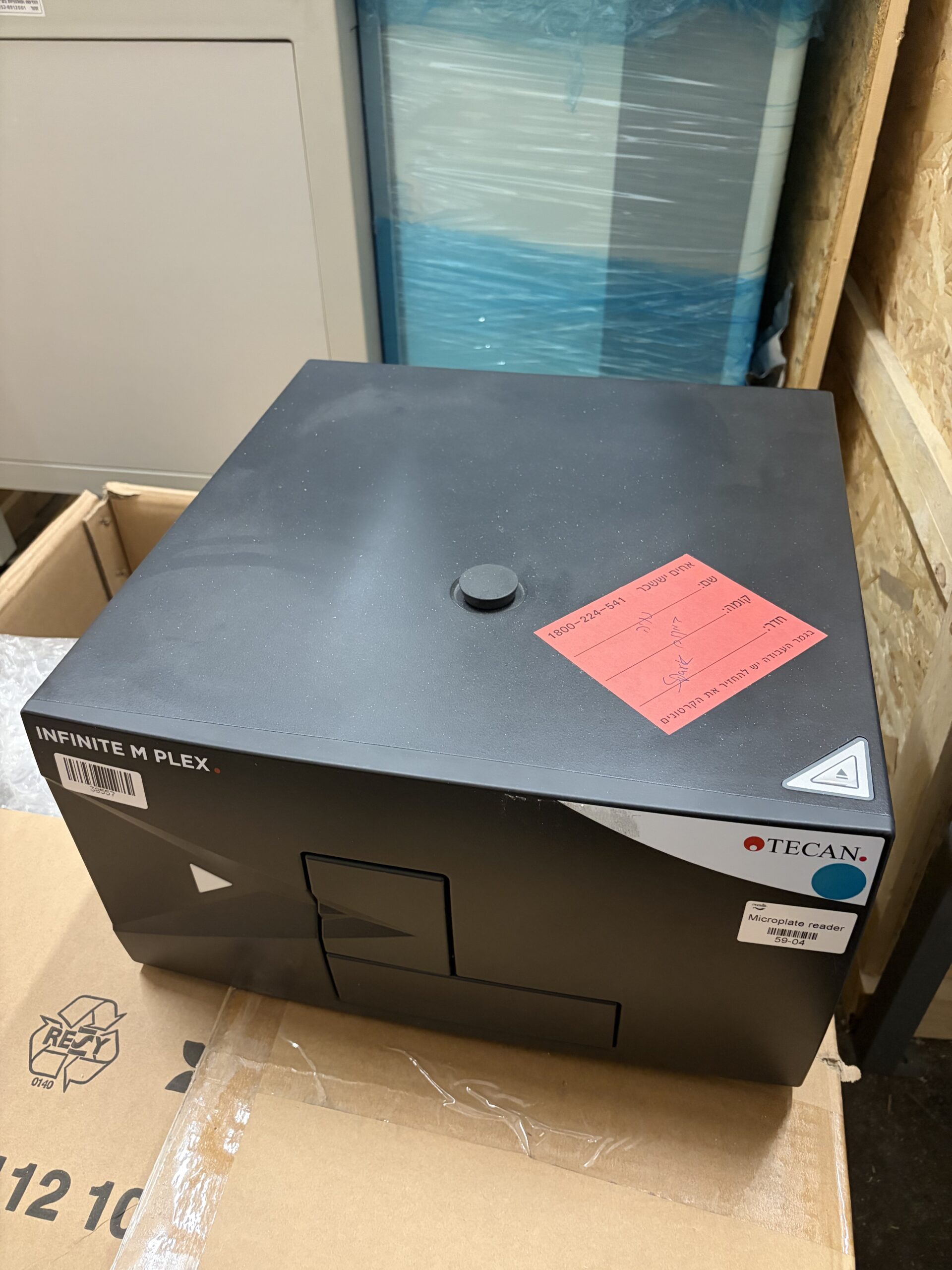 Tecan Infinite 200 Pro Multimode Microplate Reader