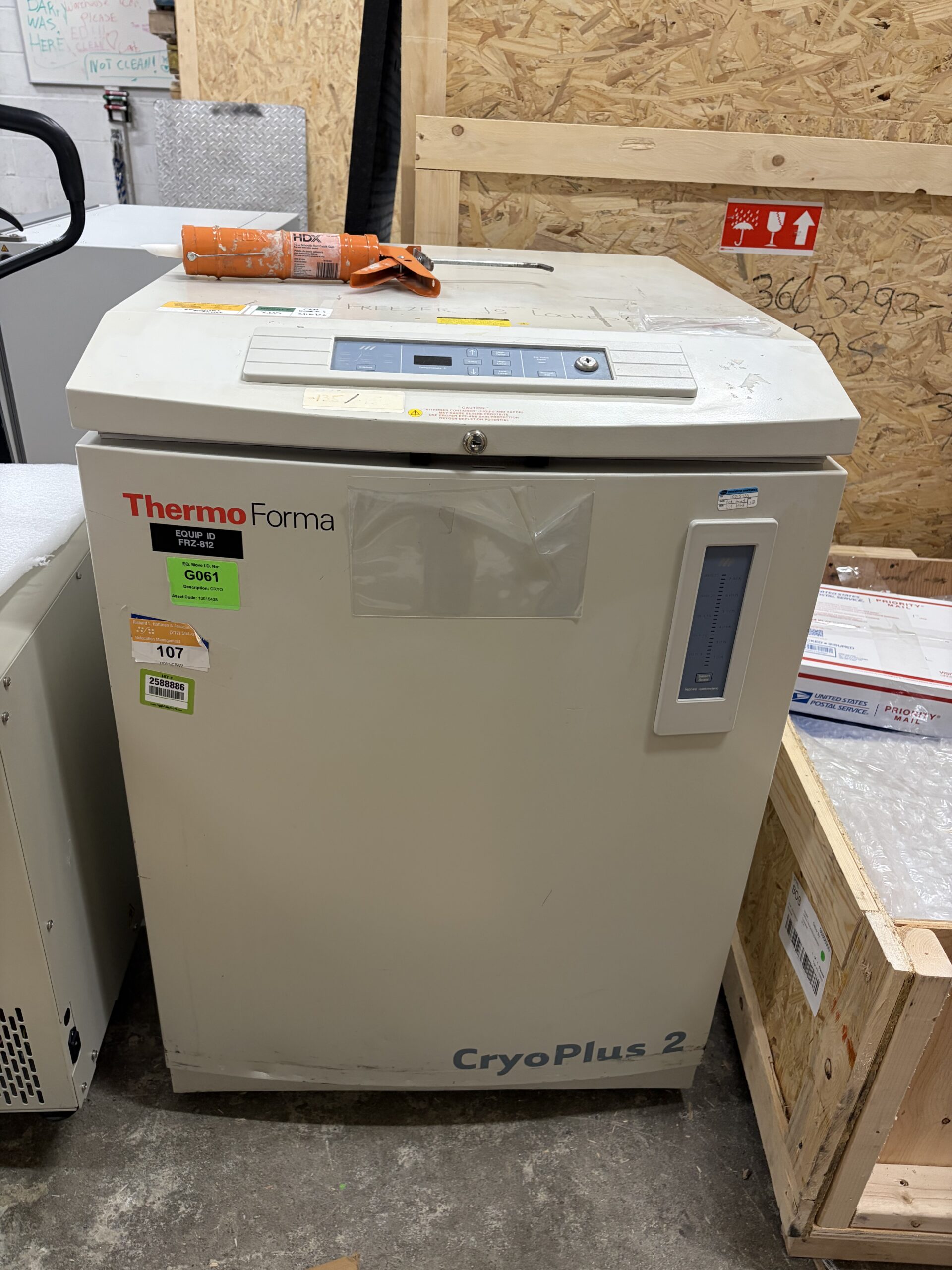 Thermo Scientific CryoPlus 2 Liquid Nitrogen Storage
