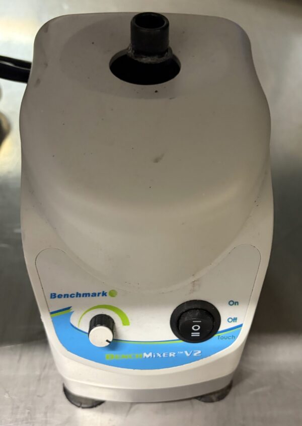 Benchmark Scientific BenchMixer V2 (BV1003) Mini Vortex Mixer